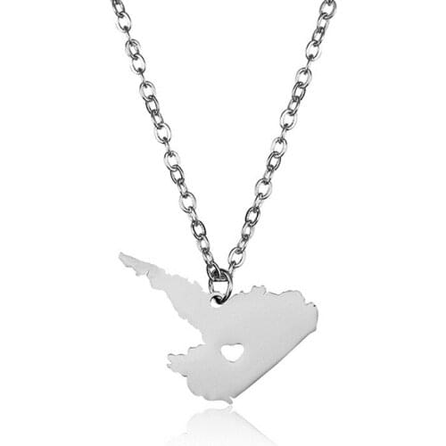 Elfin New 304 Stainless Steel Labrador Map Necklace High Quality Canada Labrador Map Heart Pendant Necklace Women Map Jewellery