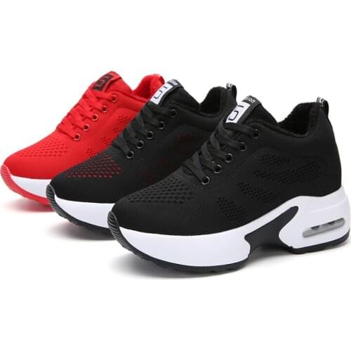 Hot Winter Plush Women basketball Shoes Female Warm Comfy Outdoor Jogging Sport Shoes Stable Athletic Soft Trainers basket femme