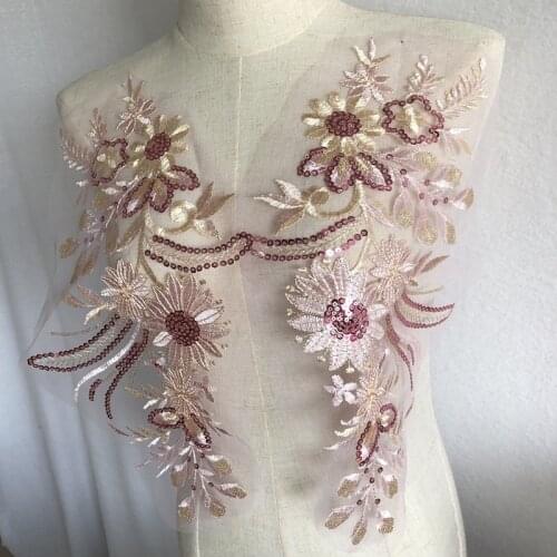 1 Pair Pink Sequins Flower Sew on Embroidery Clothes Applique Patches Sewing for Crafts Clothing Wedding Dress