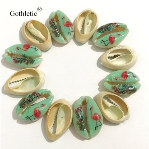 Gothletic 12pcs/lot Ostrich Print Natural Puka Cowrie Sea Shell Loose Beads Conch Charm for Handmade DIY Jewelry 2019 Wholesale