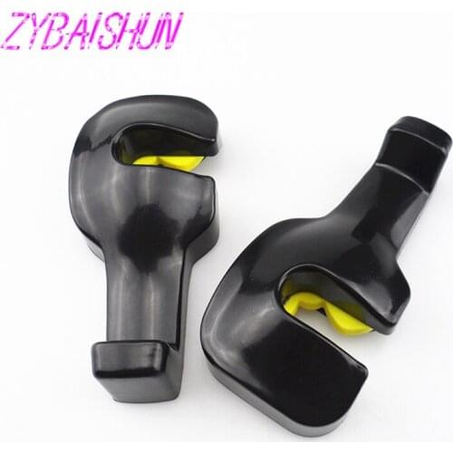 2 pcs. Rear seat car headrest Hanger holder Hooks for Audi all series Q3 Q5 SQ5 Q7 A1 A3 S3 A4 A4L A6L A7 S6 S7 A8 S4 RS4 A5 S5