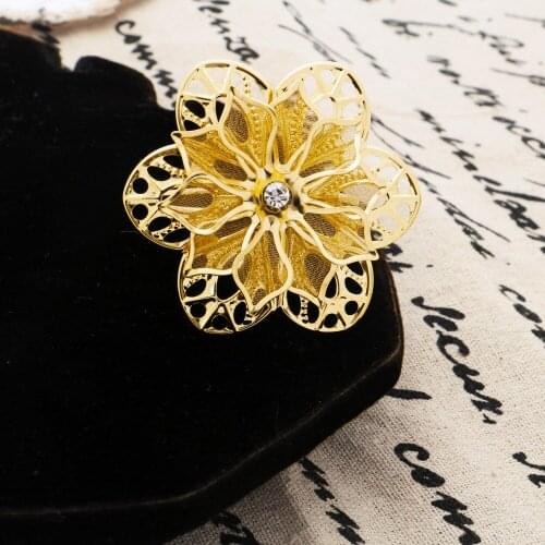 6Pcs Flower Design Napkin Rings Metal Gold Napkin Buckle Napkin Ring Holder Hotel Restaurant Wedding Party West Dinner Table