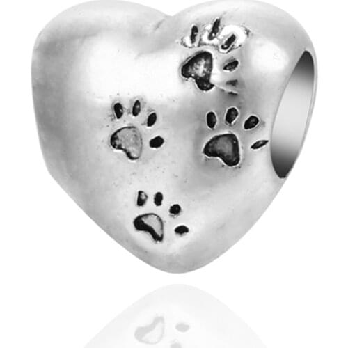 Heart Shaped Dog Paw Prints Hot Sale Charms Design For Simple Charm Beads Bead For Womens DIY Bracelets Kralen Wholesale