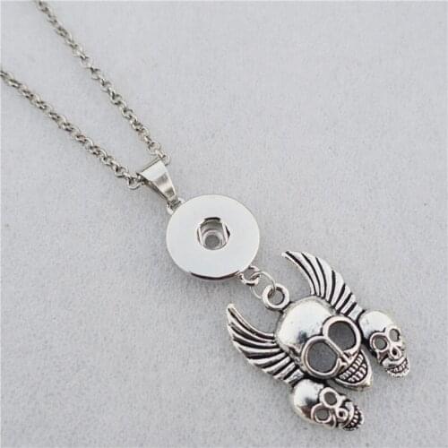 Vintage Skulls Necklace Retro Metal 18mm Snap Buttons Charms Punk Men Halloween Jewelry Gift