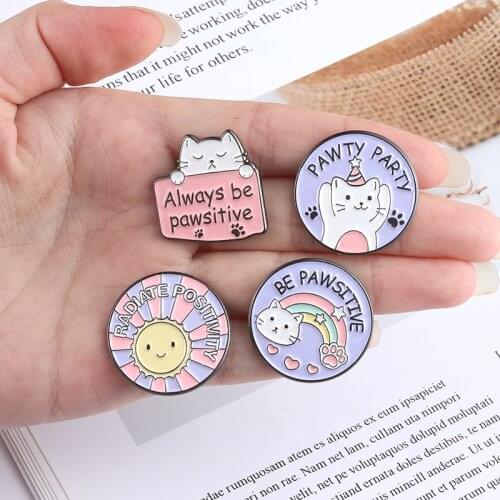 Cat Dog Enamel Pins Badge Round Sun Paw Brooches for Women Cute Backpacks Lapel Pin Cartoon Anime Metal Jewelry Gift Wholesale