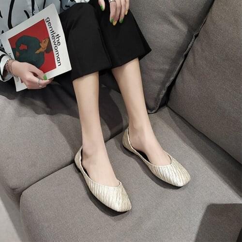 New Spring Womens Flats Casual Square Comfortable Light Mouth Solid Color Soft Fashion Lightweight Wild Womens Shoes W28-13