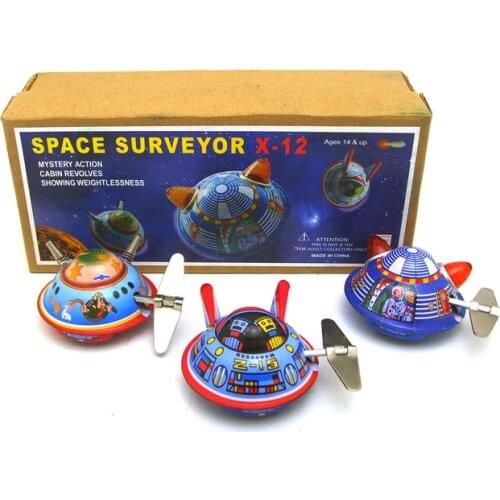 [Funny] 3pcs/lot Adult Collection Retro Wind up toy Metal Tin UFO space ship space surveyor spaceman Clockwork toy vintage toy