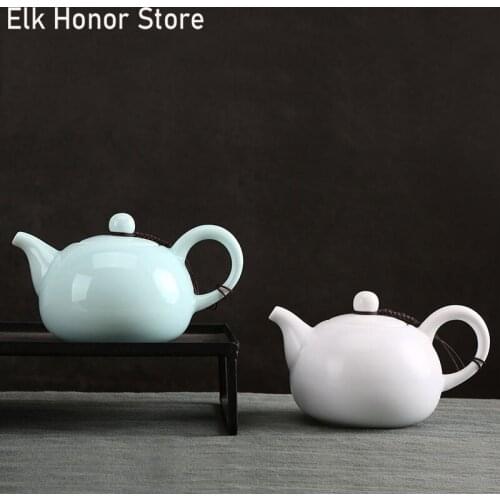 230ml Jingdezhen White Jade Porcelain Teapot Chinese Kung Fu Tea Xishi Pots With Strainers Celadon Single Master Pots Teaware