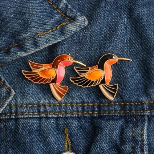 Animal Cartoon Brooches Two Pet Bird Metal Enamel Pins Denim Jackets Lapel Pin Button Badge Women Jewelry Kids Decoration Gifts