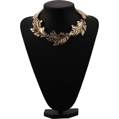Wish Hot Selling European And American Temperament New Leaf-Shaped Necklace Alloy Exaggerated Style Clavicle Chain