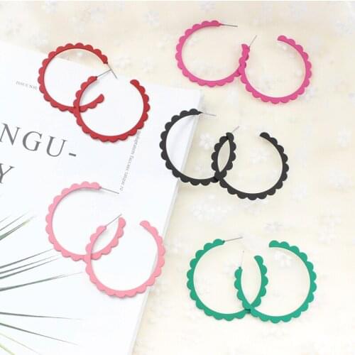 Fashion Pop Big Round C-shaped Earrings Female Exaggerated Wave Spray Paint Color Earrings Party Anniversary Personalize Jewelry