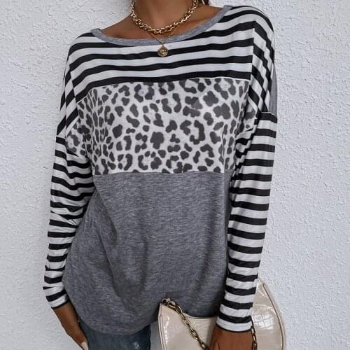 Womens Oversized Stylish T-shirt Striped Leopard Pattern Patchwork O-Neck Long Sleeves Loose Women T-shirt 2021