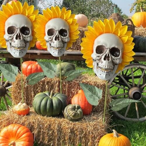 Durable Simulation Sunflower Garden Ornaments Waterproof Figurine Skull Head Outdoor Decoration Plant for Halloween Party Lawn