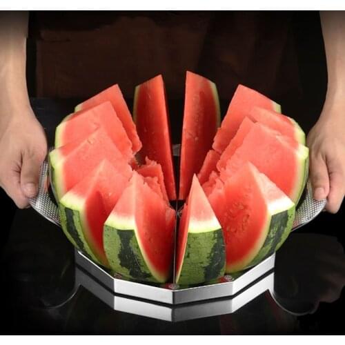 Hard Zinc Alloy and Stainless Steel Large Watermelon Cutter Melon Fruit Cutting Tools Kitchen Multipurpose Pineapple Slicer