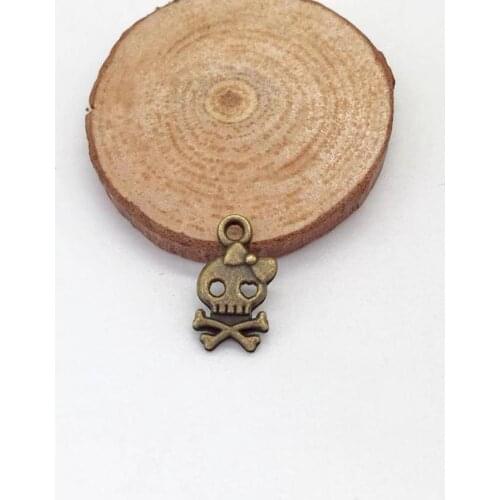 Fashion 50 pcs zinc alloy halloween ghost head charms fit DIY handmade necklace earring bracelet charms Jewelry Making