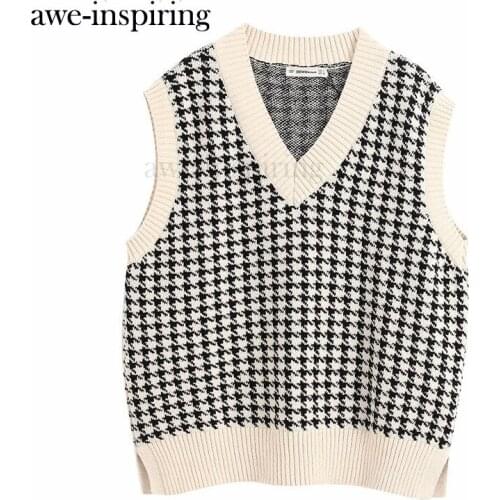 Plaid Sweater Vest Women Fashion Knitted Pullovers Loose Vintage Female Waistcoat Chic Loose Tops Korean Red Pink Black White