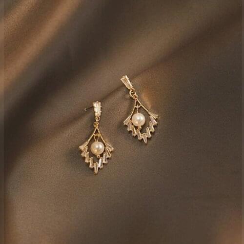 Korean New Earrings for Women Vintage High Imitation Baroque Pearl Earrings Designer Geometry Earrings 2021 Trend Jewelry Gift