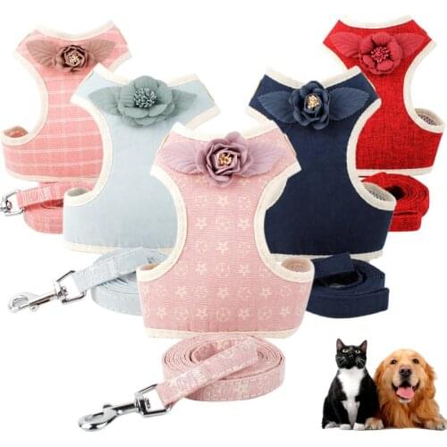 Fashion Flower Pet Harness Dog Leash Set Nylon Breathable Mesh Small Dogs Cat Vest Flower Clothes Dog Chihuahua Accessories