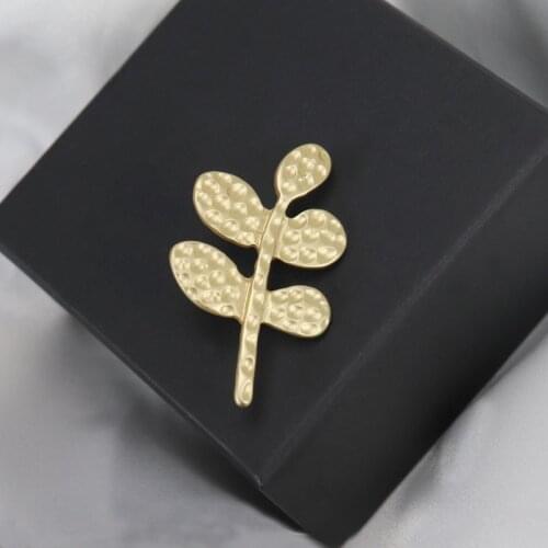 Vintage Tree Bud Sapling Grass Plant Tree Sprouting Metal Brooches Pins Badge Leaves Flower Coat Clothing Jewelry Accessories