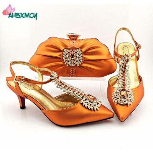 2021 New Design High Quality Orange Color Decorate with Rhinestone Pu Leather Sandals for Garden Party