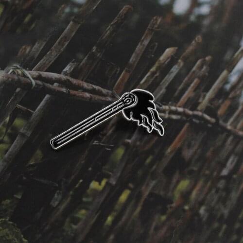 Black Match Stick Brooch New Burning Flame Light Enamel Match Punk Brooch Fashion Accessories Clothes Backpack Jewelry Pendant