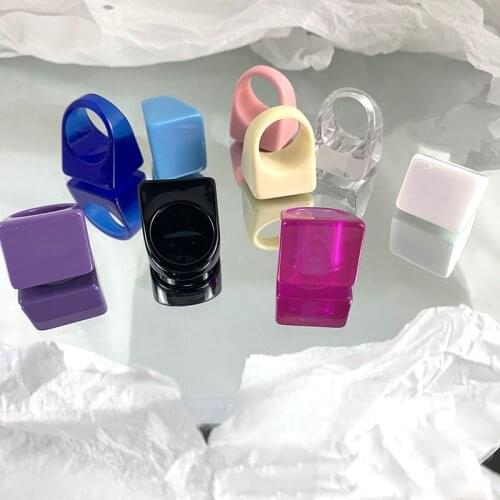 Fashion Multicolor Acrylic Resin Finger Ring For Women Vintage Colorful Geometric Square Ring Wedding Bands Party Birthday Gift
