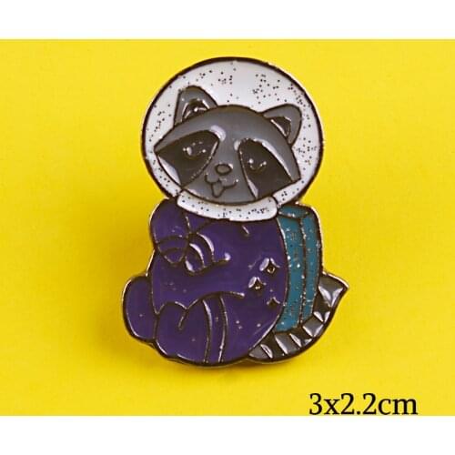 Cute Raccoons Wearing Space Helmet Metal Enamel Pins Collar Fun Cartoon Animal Badge Lapel Brooch Shirt Jewelry Gift