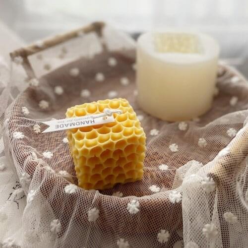 2021 Square Honeycomb Pattern Candle Mold Handmade Scented Candle Diy Art Candle Silicone Mold Gypsum Soap Molds Making Tools