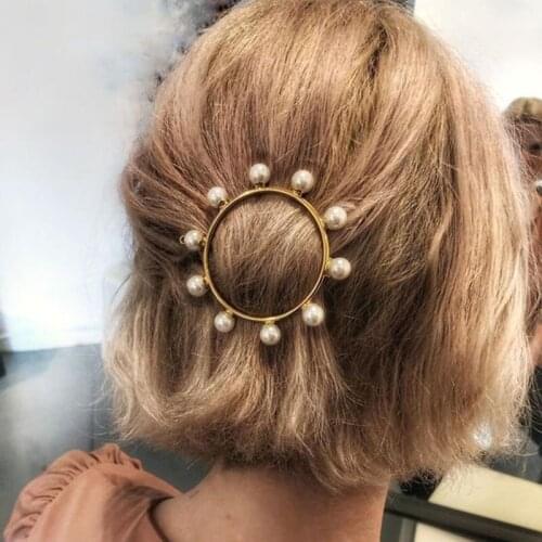 Timlee H014 Europe And America New Simple Geometry Round Imitation Pearl Alloy Hair Clips Hairpin Headwear wholesale
