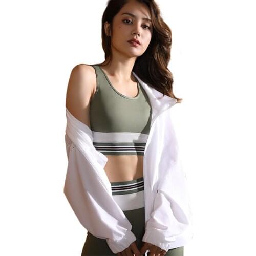 LYCRA Original Design 2 Pieces Yoga Set For Woman Contrasting Color Sportswear Crop Top And Leggings High Waist Workout Suit