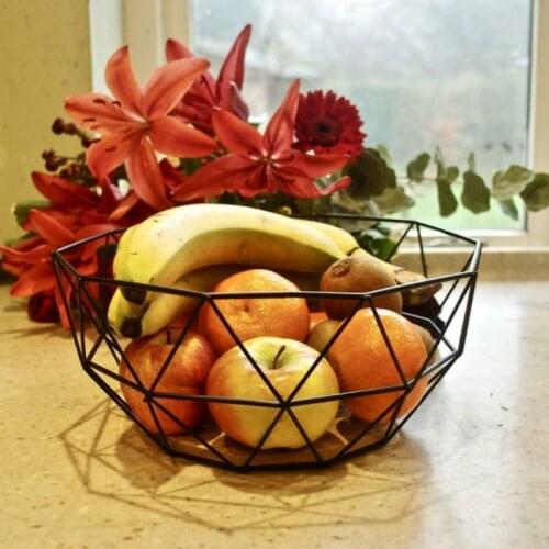 Metal Wire Fruit Plate Wooden Base Geometric Design Storage Basket Snack Fruit Tray Home Kitchen Decoration Organizer Holder