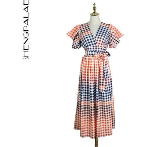 SHENGPALAE fashion Gradient color plaid dress womens summer 2021 new V-neck lace up waist short sleeve mid-calf dresses FN363