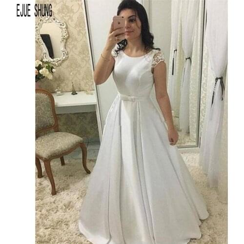 E JUE SHUNG Robe De Mariee Satin Simple Wedding Dresses Scoop Neck Lace Short Sleeves Bow Sashes Backless Draped Bidal Gowns