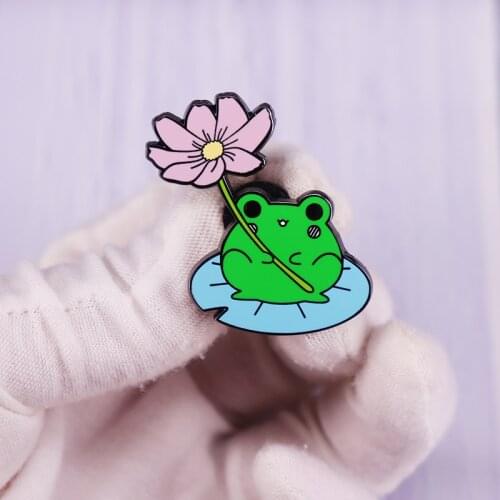 Funny Cute Froggg Flower Enamel Pin Brooch Cartoon Animal Badge Fashion Jewelry Decoration