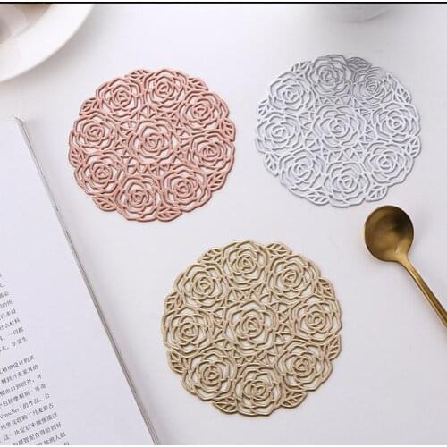 1pcs Nordic Style Hollow Rose Shape Coaster Coffee Heat Insulation Placemat PVC Creative Household Anti-scalding Bowl Mat 10CM