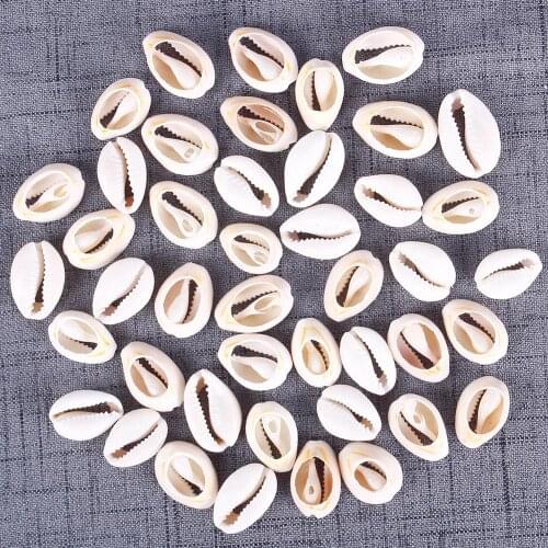 50pcs Natural Sea Shell Loose Beads Home Decoration DIY Craft Conch Shell Pendant Earrings Bracelet Necklace Jewelry Accessories