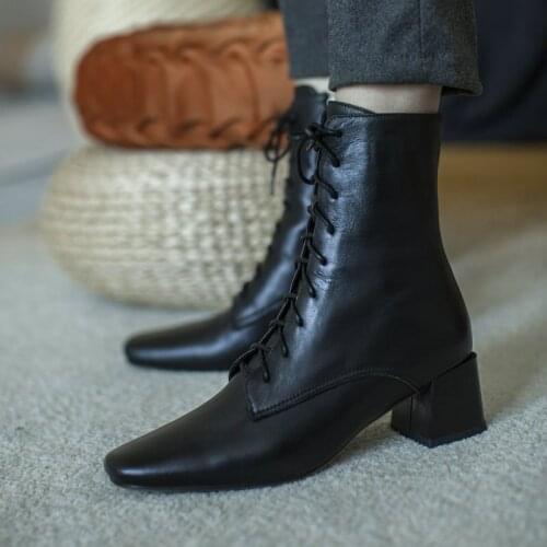 2020 New Autumn Winter Genuine Leather Retro Pointed Toe Zipper Ankle Boots Square Heel All Match Women Shoes Size 41 42