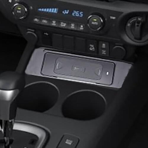 15W car QI wireless charger mobile phone fast charger charging plate charging holder for Toyota Hilux 2016-2020 for iPhone 11