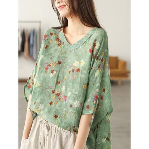 Summer New Pullovers Shirt Women Retro Loose Casual Tops Ladies V-Neck Floral Printed Blouse Tops Half Sleeved Camisas Mujer New
