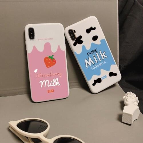 For Samsung Galaxy A51 A50 S20 FE S21 Ultra 5G A71 A21S A12 A70 A40 A10 S20 S9 Plus Cute Fruit Strawberry Drink Milk Phone Case