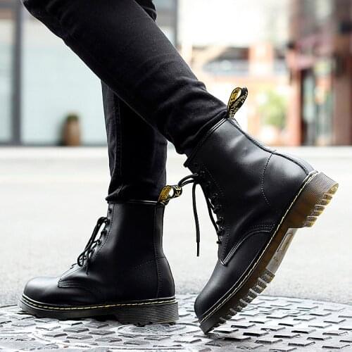 Breathable Casual Shoes Casual Shoes Men Man Fashion Sport 2020 Leather Sapato Black Boots Mens Slip On Botas Causal