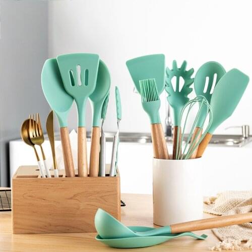 Kitchenware Set Kitchen Utensils Green 11 Piece Set Of Wooden Handle Silicone Nonstick Hot High Temperature Silicone Spatula