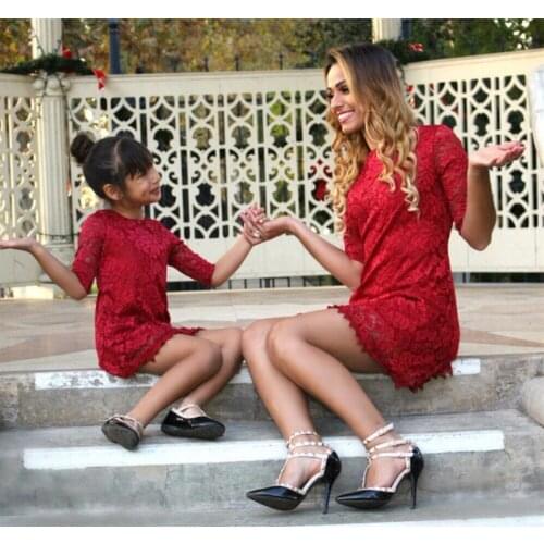 BKLD Mother Daughter Mini Party Dress 2018 Summer Girl Beach Sexy Hollow Out Floral Lace Dress Matching Mommy And Me Red Clothes