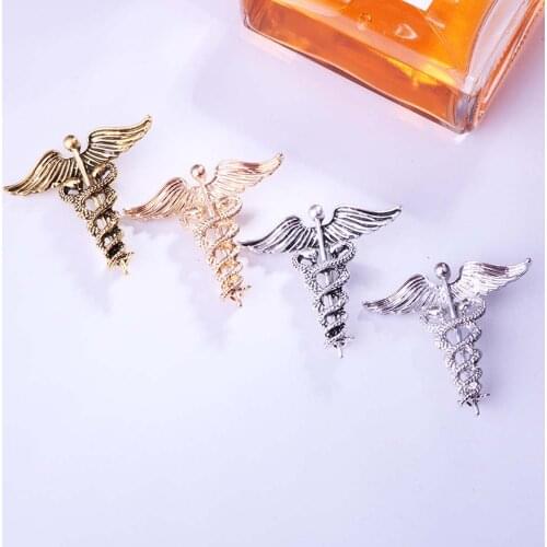2020 Fashion Retro Angel Wings Mens Badge Brooch Luxury Pin Snake Brooches Lapel Medal Women Shirt Collar Clothing Accessories
