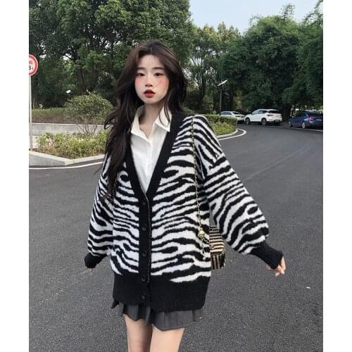 Winter thick warm zebra pattern knitted cardigan sweater
