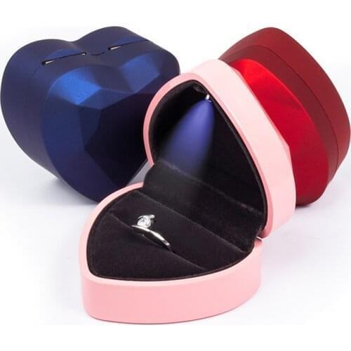 Jewelry Box Heart Engagement LED Light Wedding Ring Box Anniversary Birthday Gift Jewelry Box Advanced Hot Selling Simple