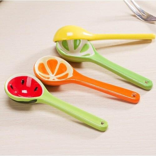 Supplying advertising promotions Korean glazed ceramic spoon watermelon fruit spoon pudding spoon new large favorably