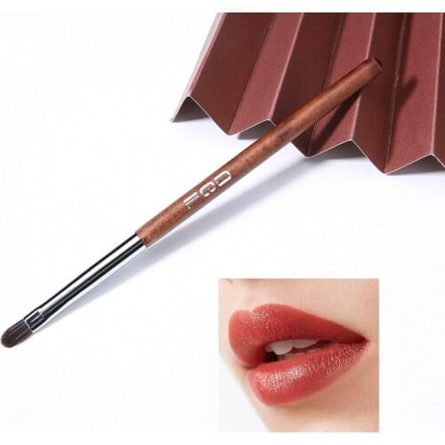 Makeup Cosmetic Brush Lip gloss Lipstick Lip Gloss Brush Makeup Tool for Womens fashion Lips Beauty Tools