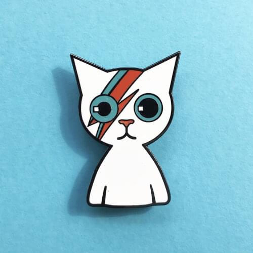 Fashion Cartoons Bowies Cat Hard Enamel Pin Funny Kitty Lapel Pins Cute Animal Medal Brooch Jewelry Gifts for Cat Lovers