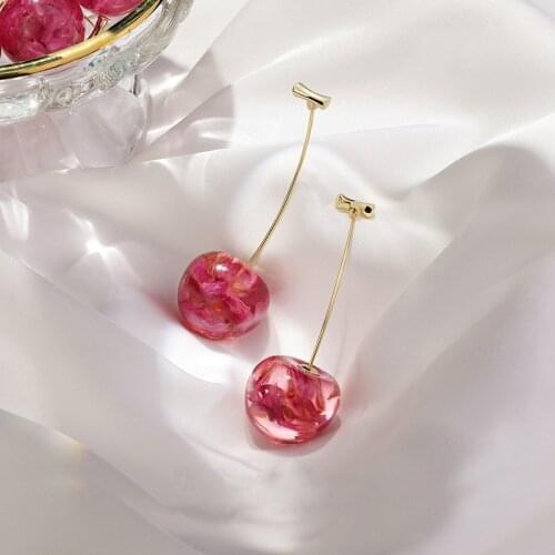 New Fashion Red Cherry Gold Drop Earring Sweet Fruit Long Crystal Earrings for Women Lady Gift Jewelry Tassel Dangle Accessories